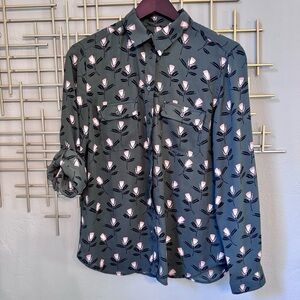 LOFT Outlet Floral Button Down Blouse Size Small